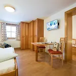 Zittrauerhof - Urlaub Am Bauernhof Gastein ファームステイ *