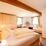 مزرعة للإقامة Zittrauerhof - Urlaub Am Bauernhof Gastein *