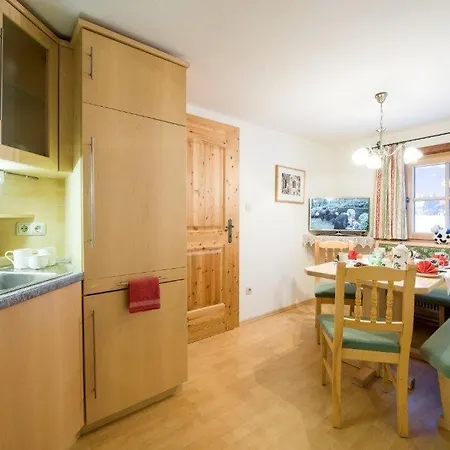 Фермерський будинок Zittrauerhof - Urlaub Am Bauernhof Gastein Бад-Гофгаштайн